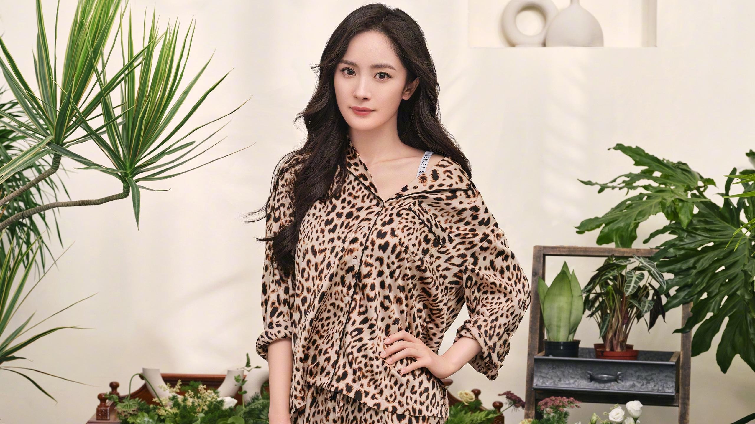 绿茵烽火与天山雪崩，当英超争冠遇见新疆碎箭