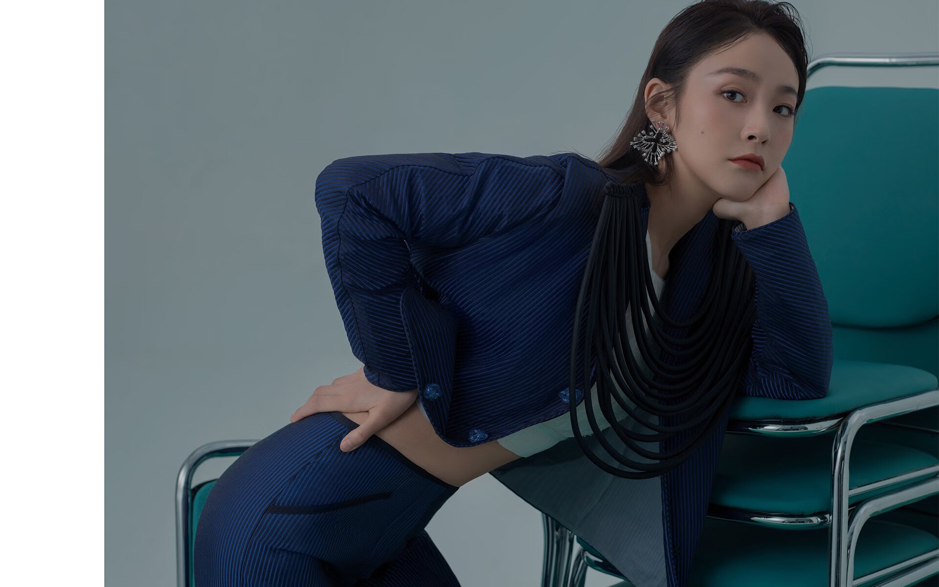 鹈鹕啄碎费城铁幕！哈登关键战不手软，率队硬仗取胜